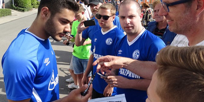 Schalke04'te Ozan Kabak rüzgarı