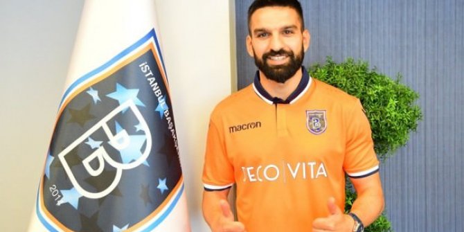 Başakşehir yeni transferini açıkladı