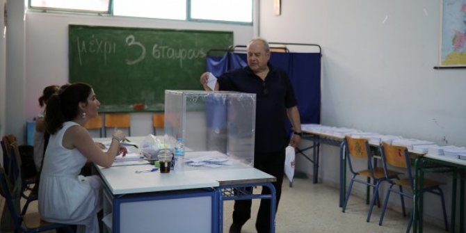Yunanistan sandıkta!