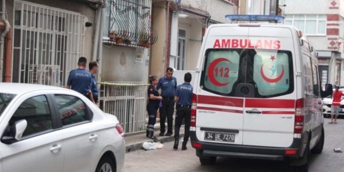 Çinli kadının boğazını kesip evle birlikte ateşe verdiler!