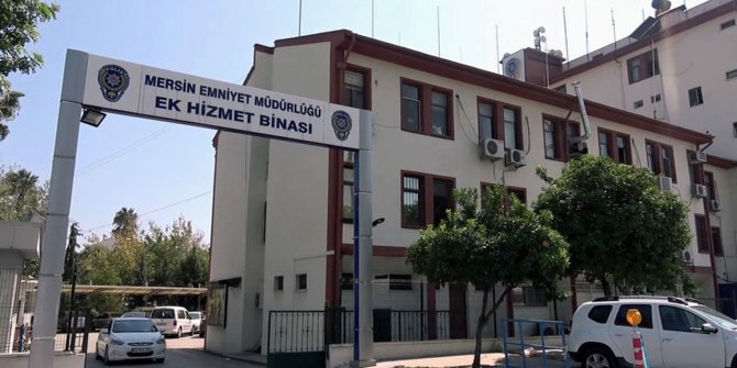 Mersin'de polislere gözaltı