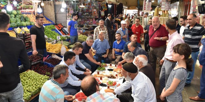 Başkan Asım Balcı Ulus esnafıyla kahvaltıda buluştu