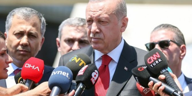 Erdoğan'dan Davutoğlu'na: Söyleyeceğin ne varsa söyle, böyle tehdit olmaz