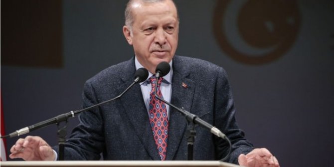 Kadın üyeler toplantıda etrafını sardı:'Erdoğan'ın tavrı yumuşadı