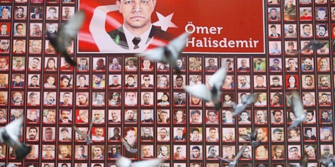 Türkiye kahramanları anıyor