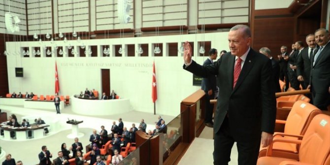 TBMM 'özel gündemle' toplandı