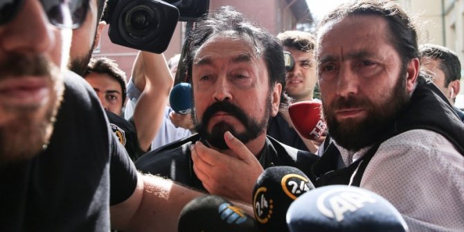 2 numara da ifşa oldu: İşte o kedicik