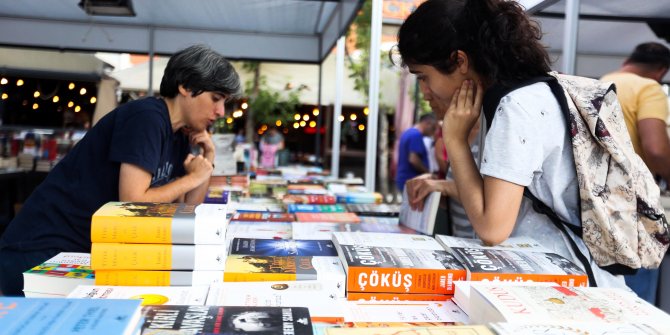 Yenimahalle'de Kitap Günleri devam ediyor