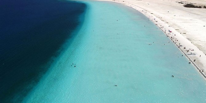 Salda Gölü'ne günde 30 bin ziyaret