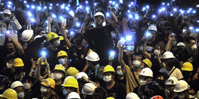 Hong Kong'da Çin'e iade tasarısına karşı protestolar hız kesmiyor