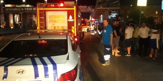 Kontrolden çıkan araç otobüs durağına daldı