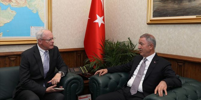Akar, Jeffrey ile Suriye'deki gelişmeleri ele aldı