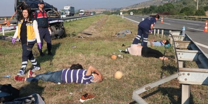 Cenaze dönüşü feci kaza: Ölü ve yaralılar var