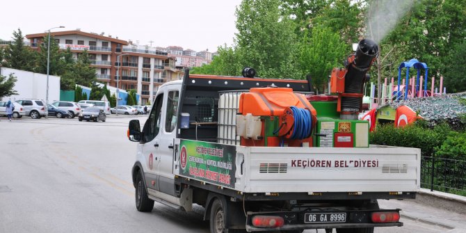 Keçiören'de mahalle ilaçlamaları devam ediyor