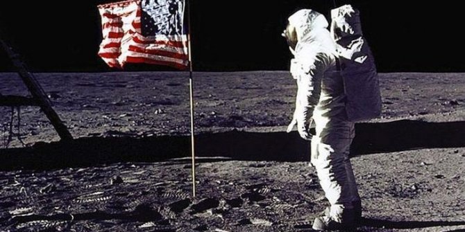 Neil Armstrong'un ailesine 6 milyon dolar tazminat ödemişler!