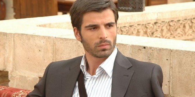 Mehmet Akif Alakurt şimdi de bayrağımıza dil uzattı: Harekete geçildi