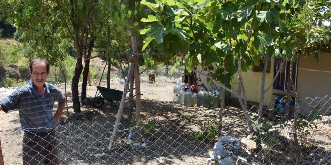 31 yıldır evlerine elektrik ve su bağlatamadılar