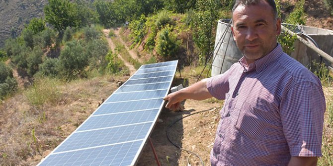 Kiraz bahçesinde kendi elektriğini üretiyor