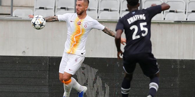 Galatasaray hazırlık maçında güldü