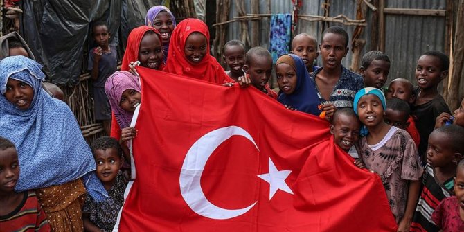 15 Temmuz şehitleri 300 Kenyalı'ya ışık oldu