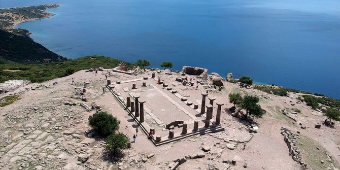 1800'den bu yana kazılan kent: Assos