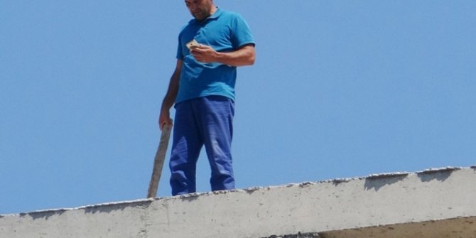 Telefona gelen mesaj intihardan vazgeçirdi