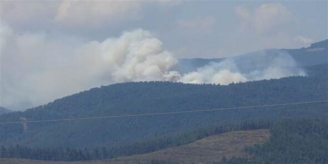 Bursa'da korkutan yangın: 5 Helikopter ve 12 arazözle müdahale ediliyor.