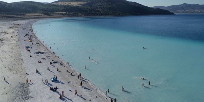 Salda Gölü'nde ziyaretçi sayısının bir milyonu aşması bekleniyor