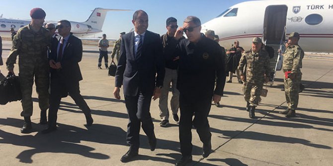 Milli Savunma Bakanı Akar KKTC’ye geldi