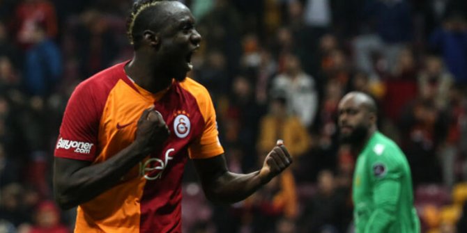 Galatasaray'da Diagne kamp kadrosunda