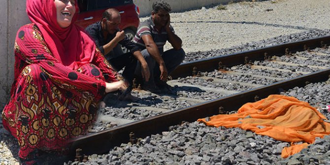 4 yaşındaki kız çocuğunu tren ezdi