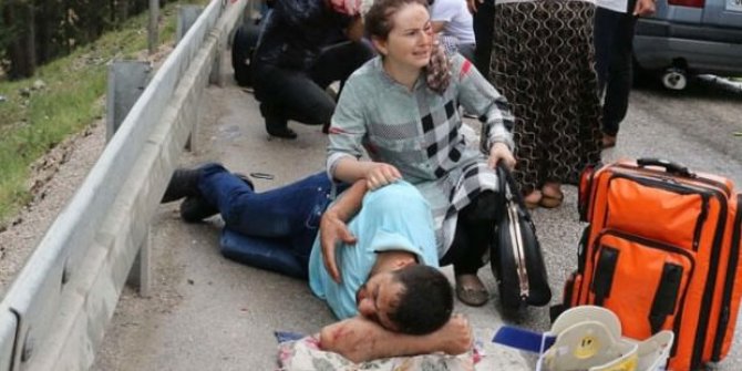 Otomobille TIR çarpıştı: Çok sayıda yaralı
