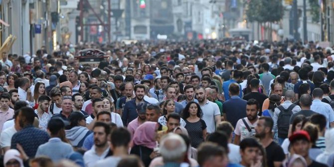 Bakan duyurdu: 14 milyon vatandaş yollarda