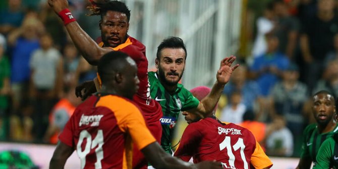 Galatasaray'da büyük kriz kapıda