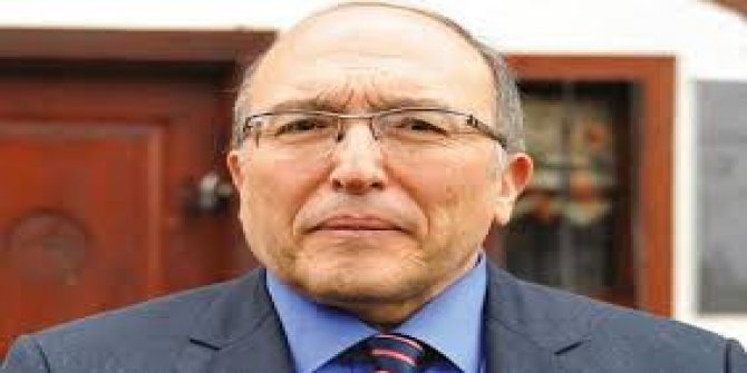 Bakan Yardımcısı Dursun, trafik kazasında hayatını kaybetti