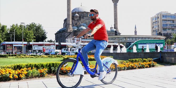 Toplu taşımanın 'pedallı filikaları'