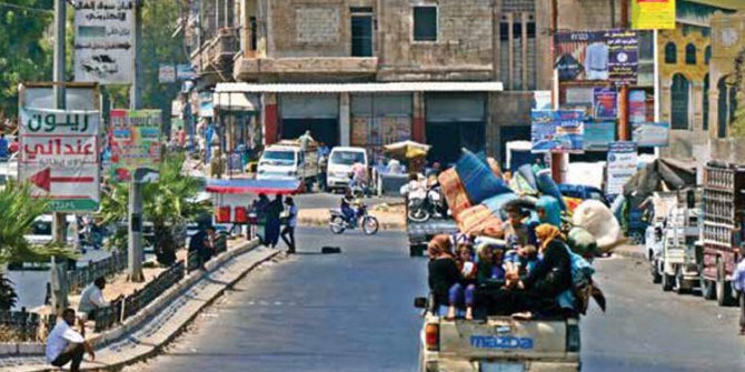 Beşar Esad'dan kaçış: 60 bin kişi Türkiye sınırına yığıldı