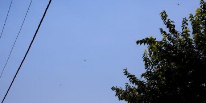 Sınırda askeri helikopter hareketliliği