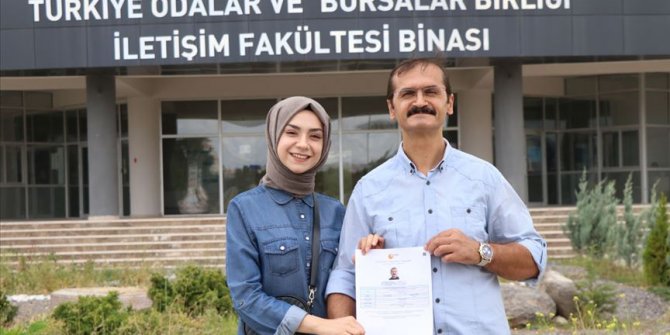 Kızının izinden giden babanın üniversite heyecanı