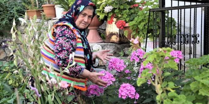 'Ümmiye teyze' ve ekibi küresel ısınmaya dikkati çekecek