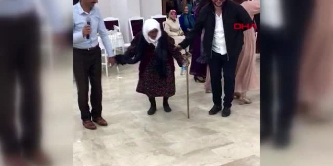 105’lik nine sosyal medyayı salladı