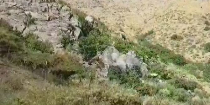 Şemdinli'de 8 teröristin etkisiz hale getirildiği operasyon kamerada