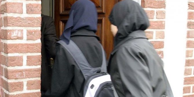 Belçika'dan başörtüsü kararı