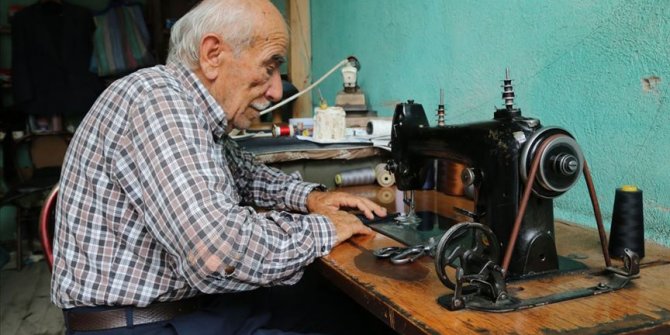 'Torosların söküğü'nü 60 yıllık terzi dikiyor