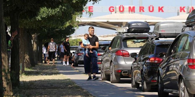 Gurbetçilerin hüzünlü dönüş yolculuğu