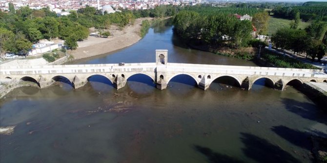 Tarihi Tunca Köprüsü'nün restorasyonu tamamlandı