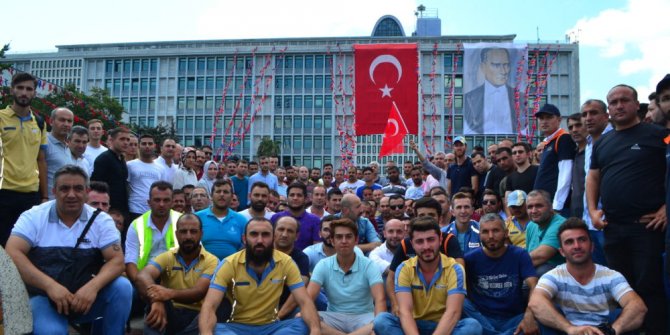 İBB’de işten çıkarılanlar eylem yaptı