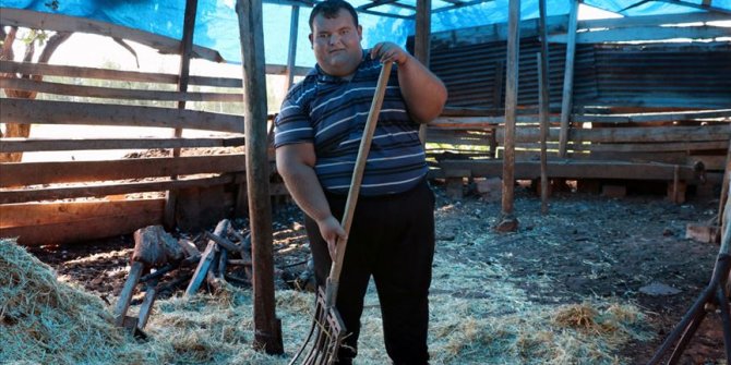 Kilolarından kurtulup 'asker' olmayı hayal ediyor