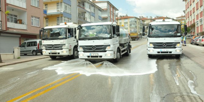 Keçiören Belediyesi’nin Baypas Temizlik Ekibi iş başında