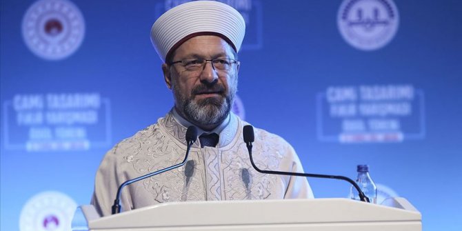 Diyanet İşleri Başkanı Erbaş: Çocuğa uzanan kirli eller asla affedilemez